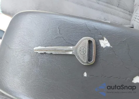 2002 Toyota 4Runner Sr5 V6 z USA, uszkodzony, nr VIN JT3GN86R820257404